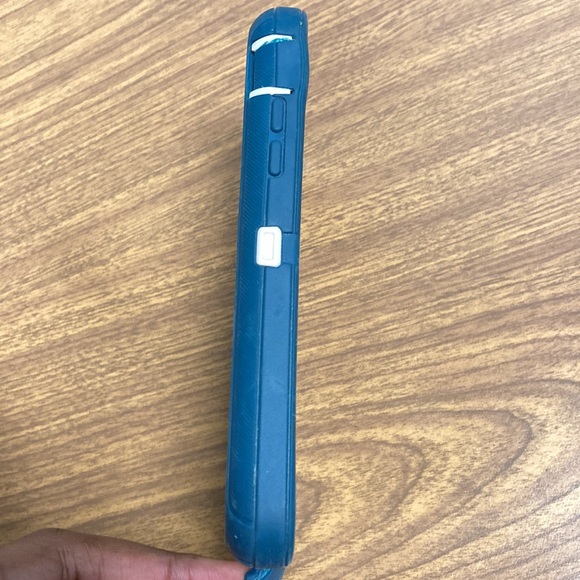 Otter Box - Picture 5 of 5